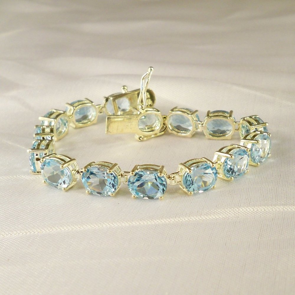NEW Aquamarine Oval Cut Cubic Zirconia Silver Designer Bracelet